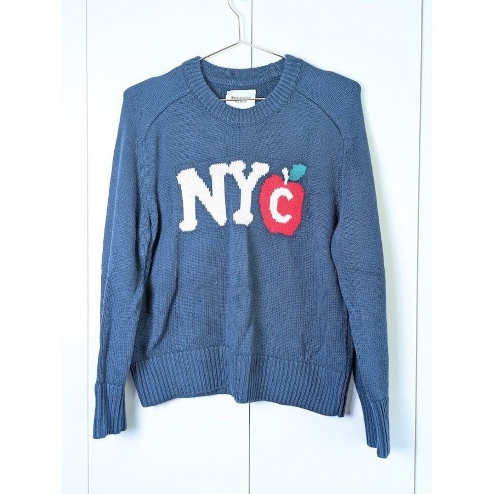 Abercrombie & Fitch The A&F Madeline Women's XS NYC New York Big Apple Sweater